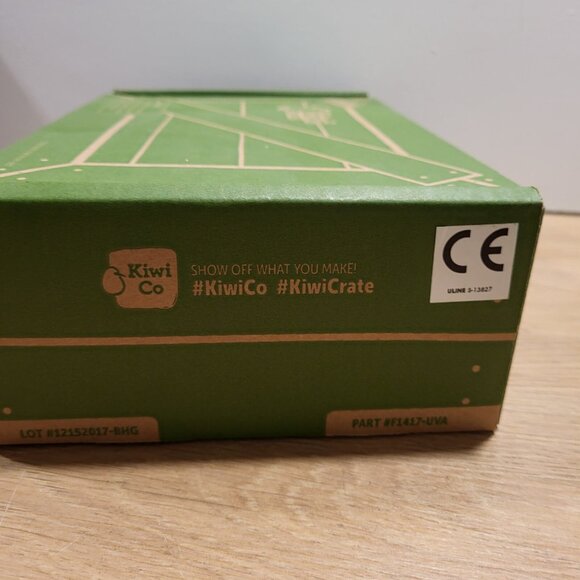 Ultraviolet Light Learning KIWI CO KIWI CRATE AGES 5+ UNOPENED Kit - Picture 6 of 7